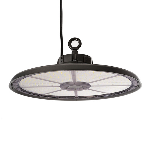 Hallen&shy;strahler bei EHG Mitterhofer oHG in Bruck